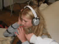 maša listening to piano music